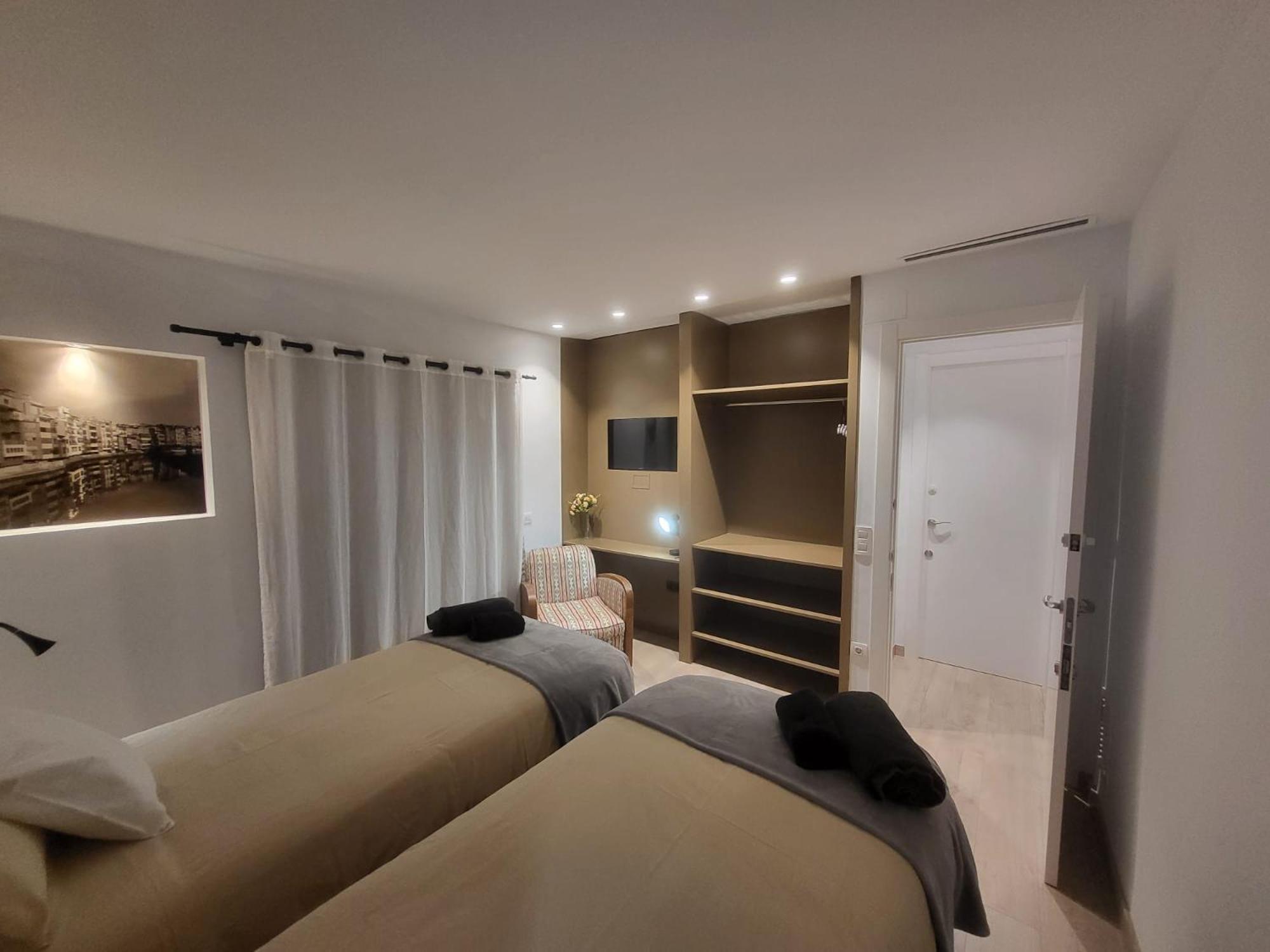 Turistic Girona - Piso De 1, 2 O 3 Habitaciones Kültér fotó