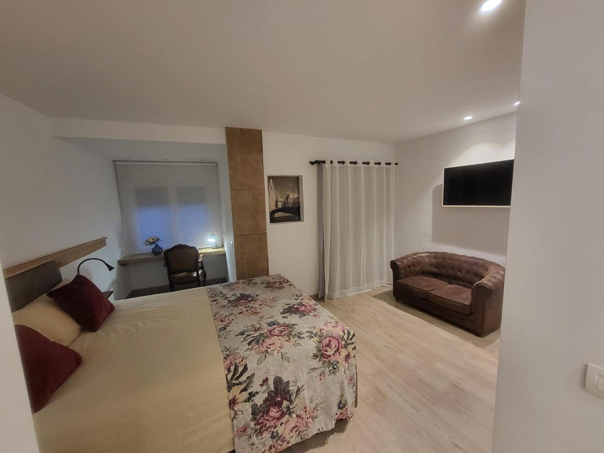 Turistic Girona - Piso De 1, 2 O 3 Habitaciones Kültér fotó