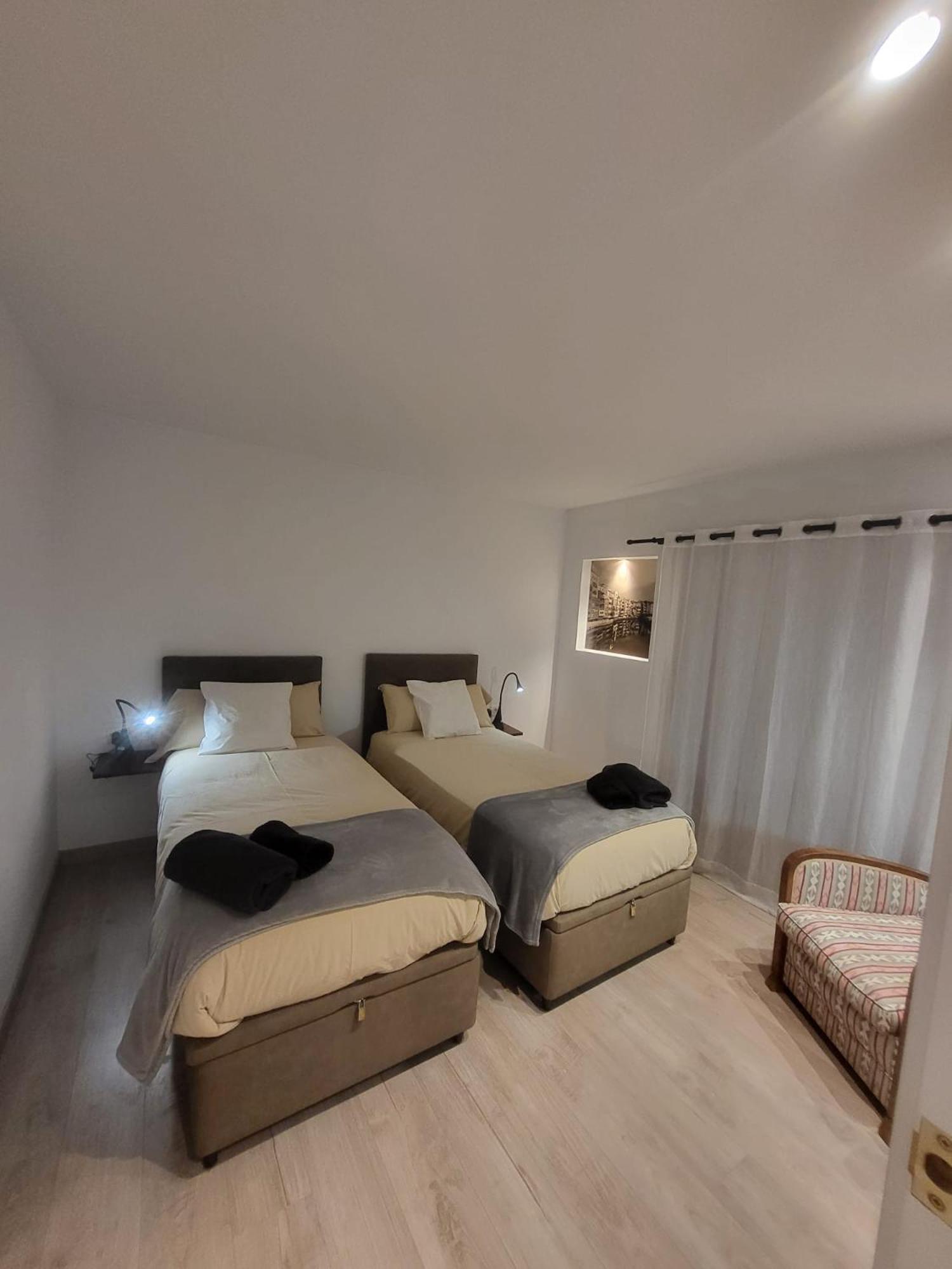 Turistic Girona - Piso De 1, 2 O 3 Habitaciones Kültér fotó